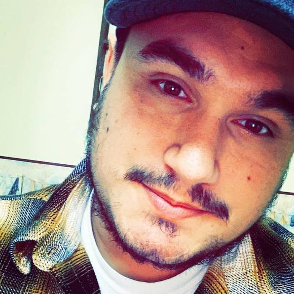 Meet your Posher, Zac - Picture 1 of 1